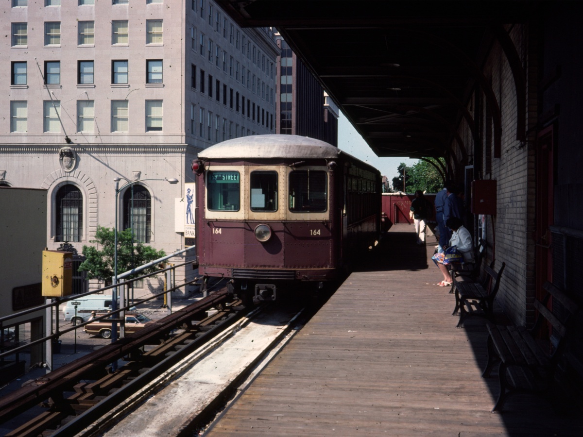 164 at Norristown - John F. Tucker III photo